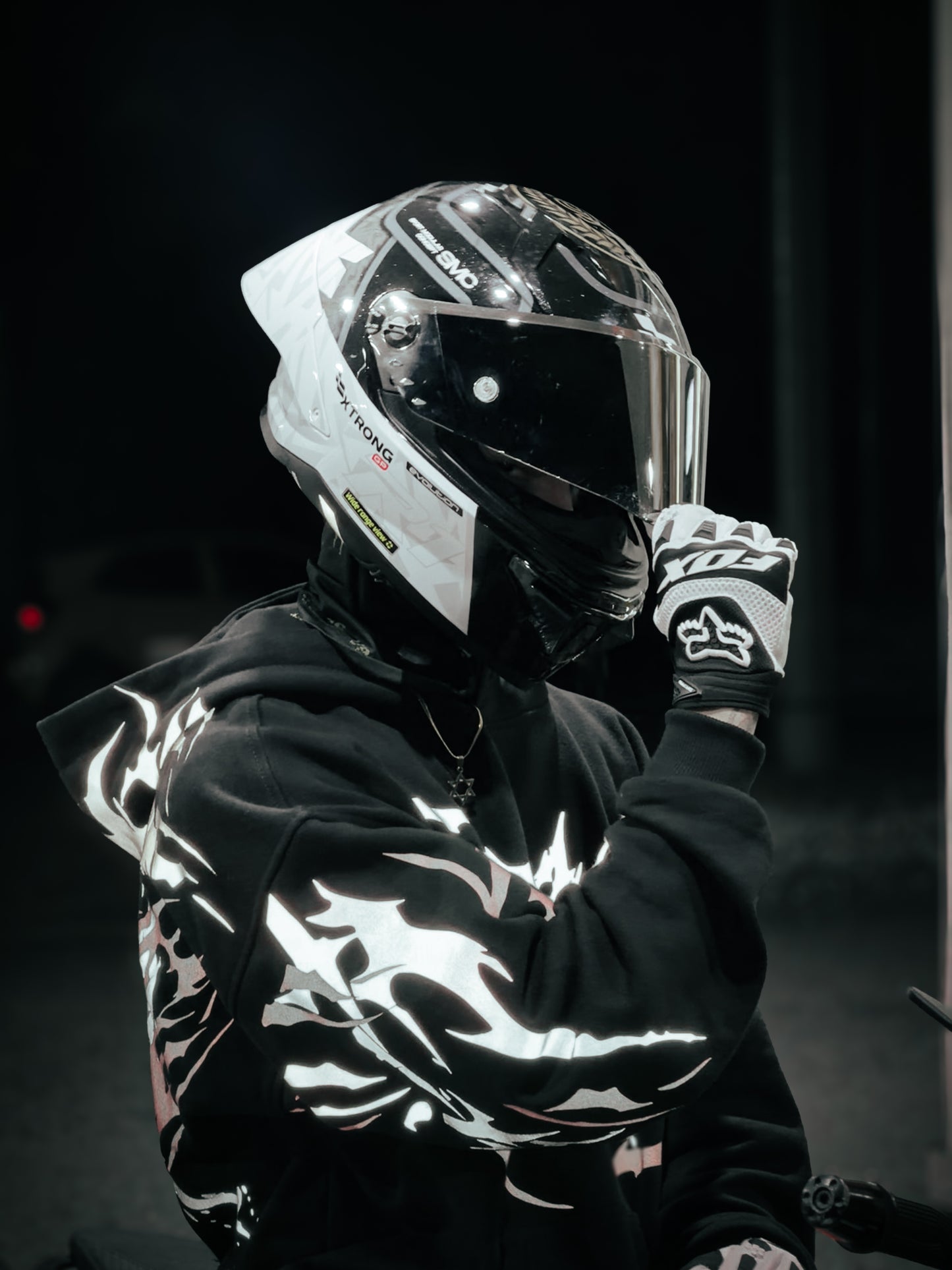 Hoodie Edición Majestic Dark Night