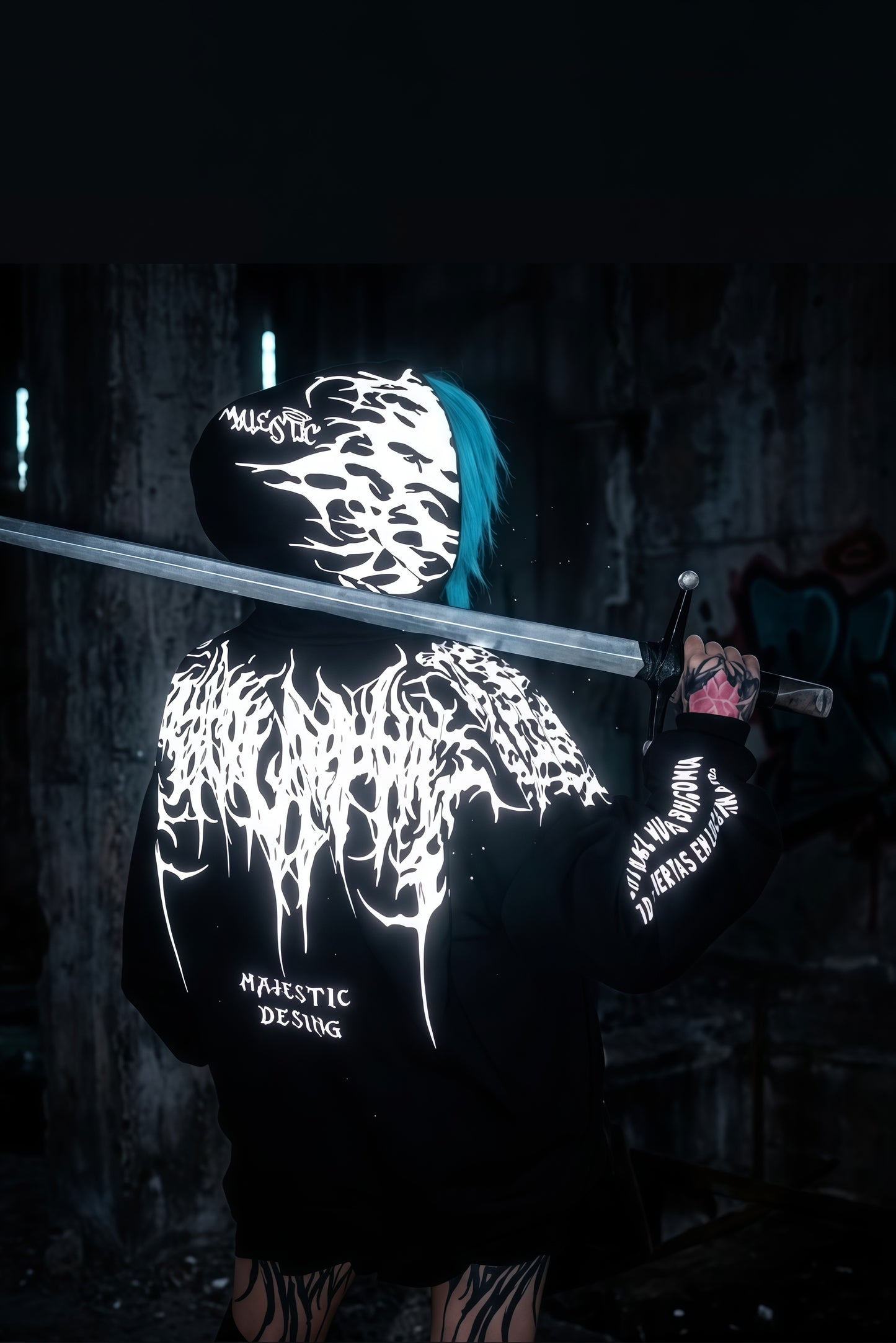 Hoodie Edición Majestic Blood